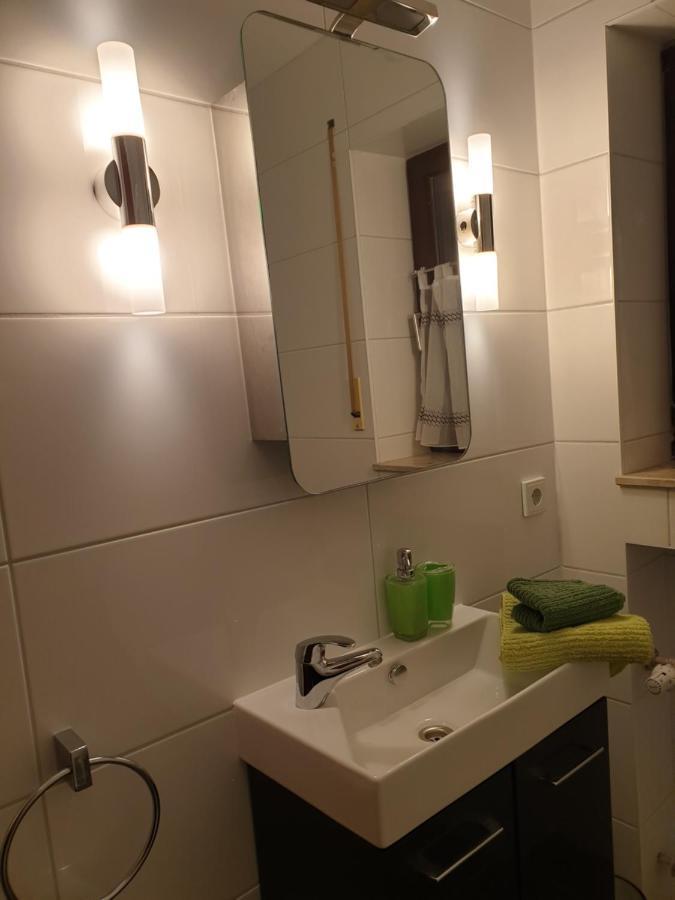 Fewo1&Frisch Renovierte Wohnung 巴特武尔察赫 外观 照片