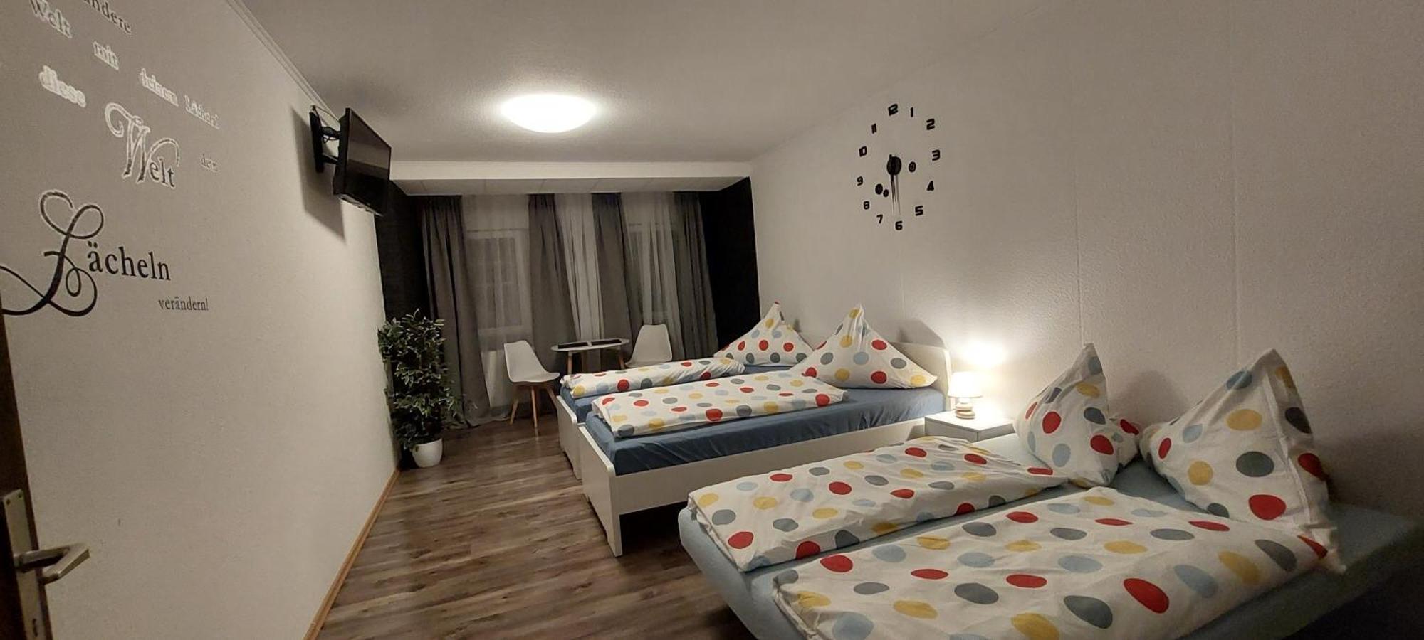 Fewo1&Frisch Renovierte Wohnung 巴特武尔察赫 外观 照片